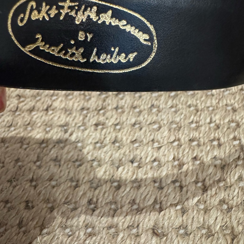 Judith Leiber Leather Waist Belt. Beautiful vintage detailed piece. - Picture 8 of 11
